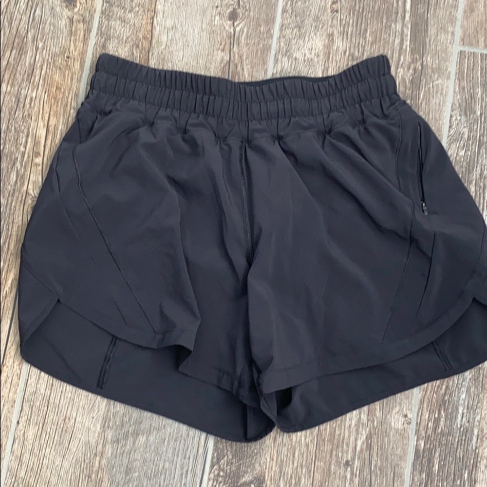 Lululemon Track that short 5”